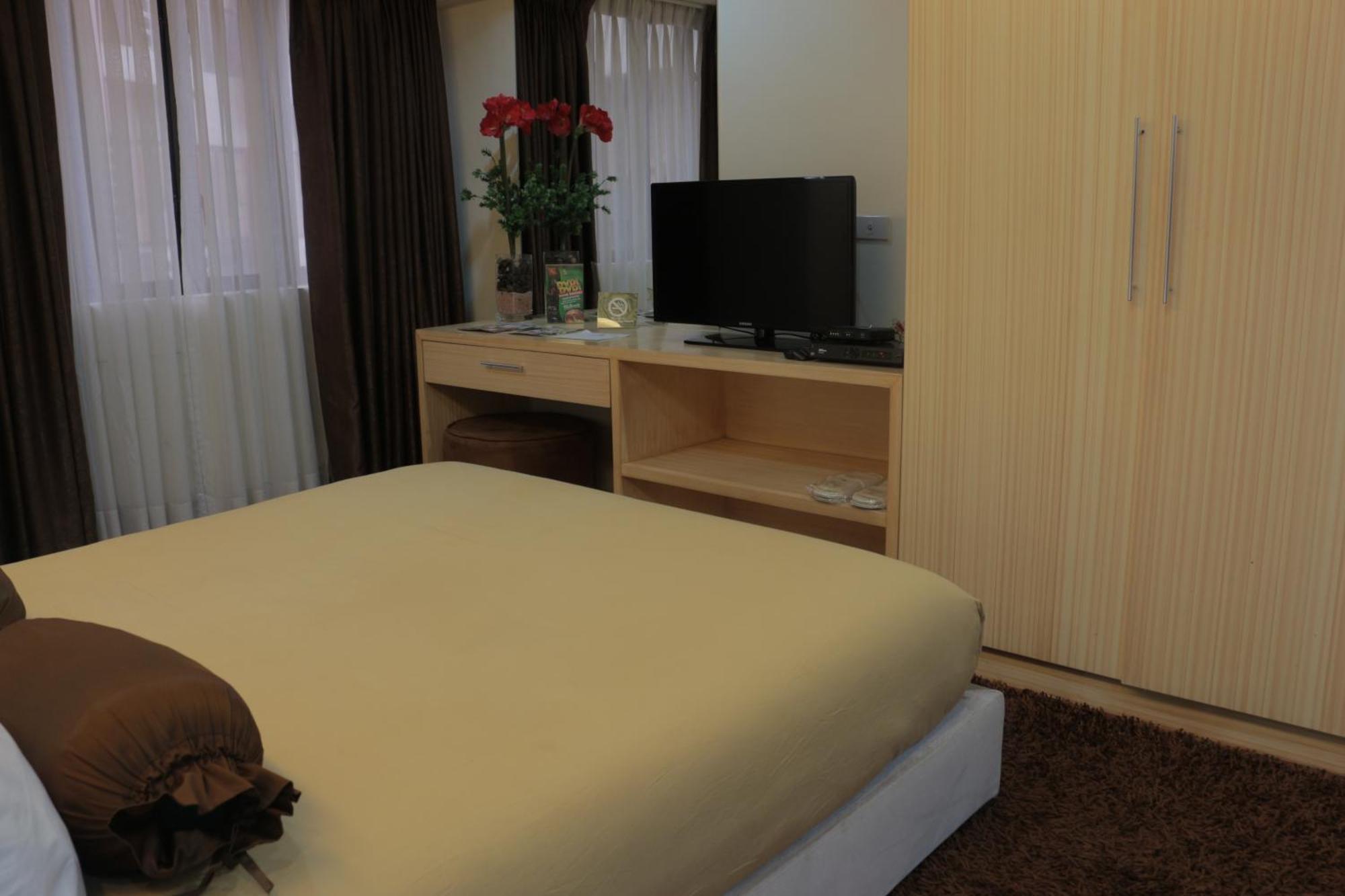 Prince Plaza II Condotel Makati City Exterior foto
