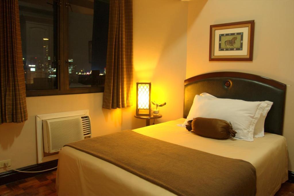 Prince Plaza II Condotel Makati City Cameră foto